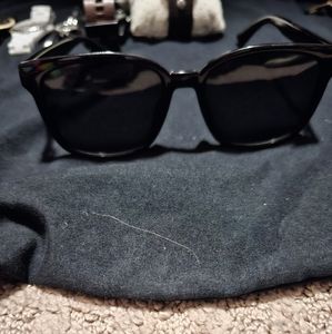Authentic Gucci Sunglasses pre-owned